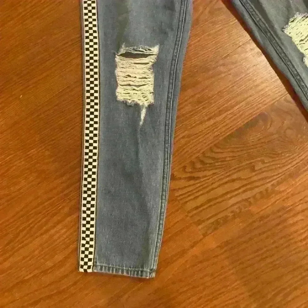 Empyre Eileen Checkered Striped Medium Wash Mom Jeans Size 0 Zumiez Distressed - Picture 7 of 15